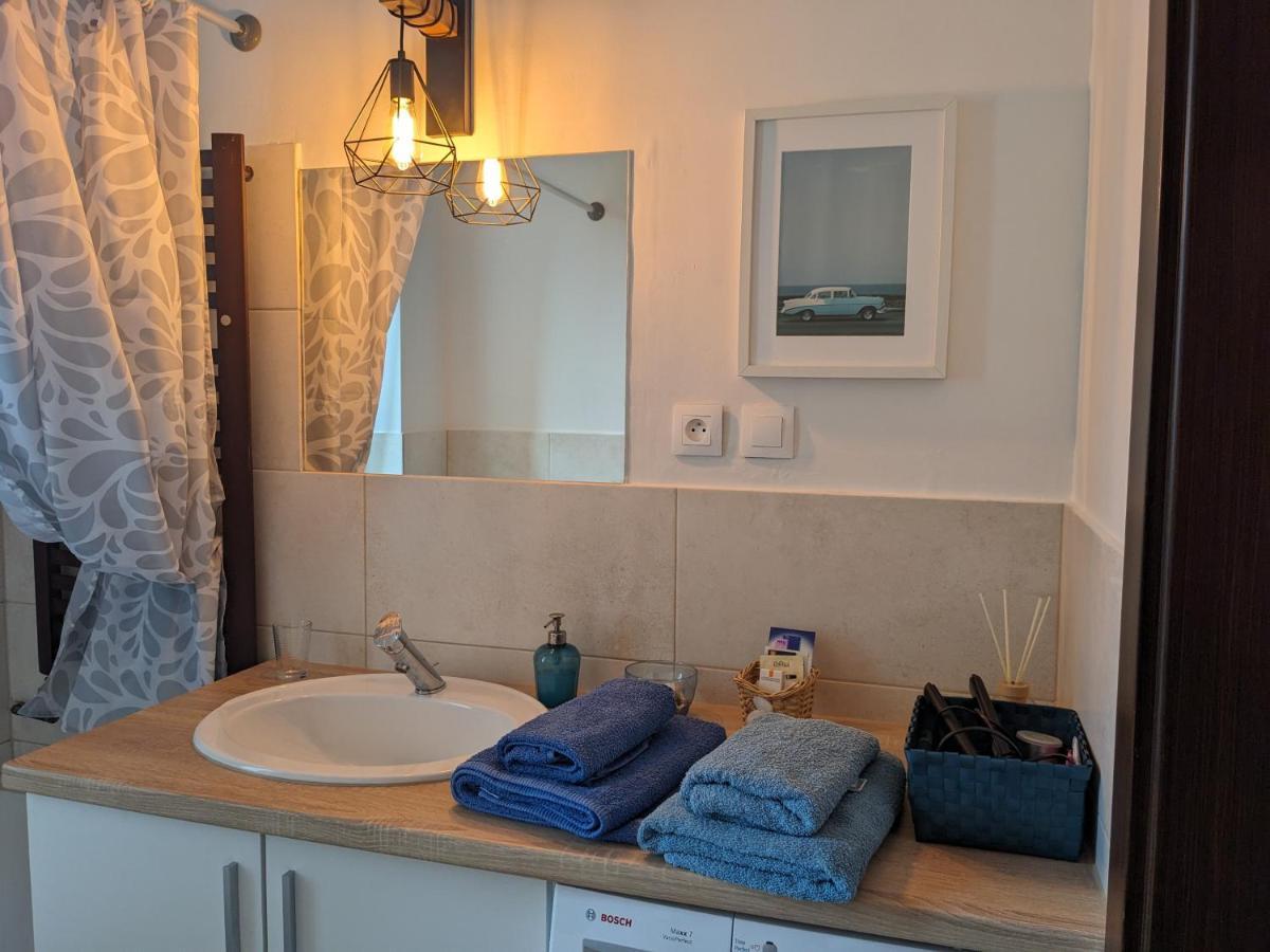 Blue Apartament Luboń エクステリア 写真